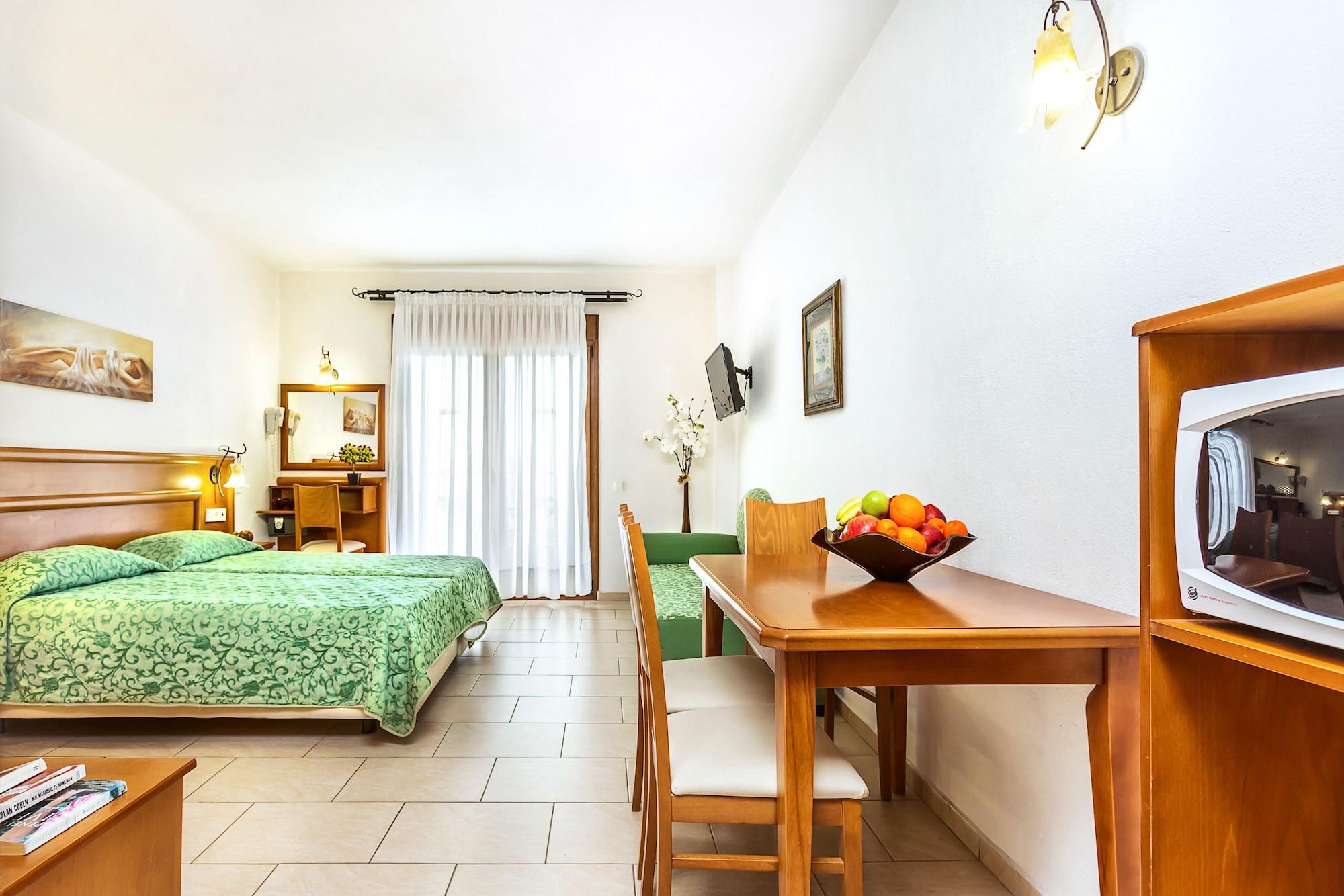 Nereides Hotel Chaniotis Exterior foto