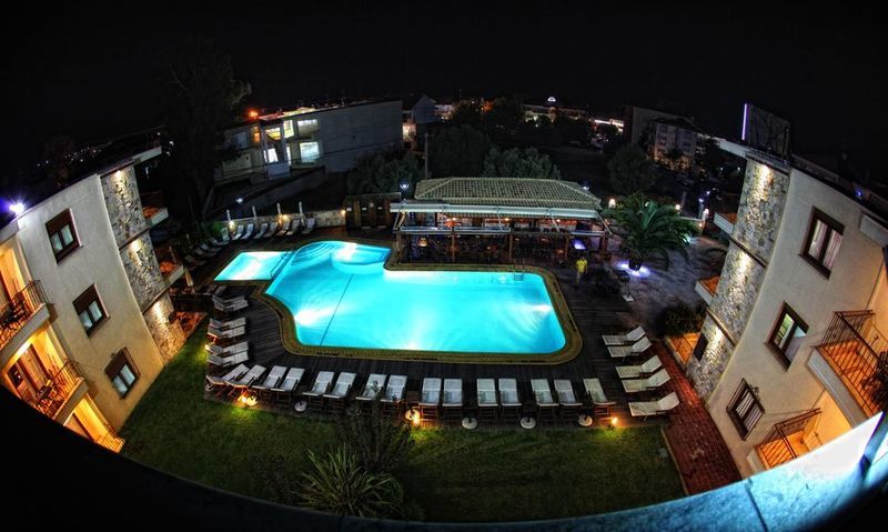 Nereides Hotel Chaniotis Exterior foto