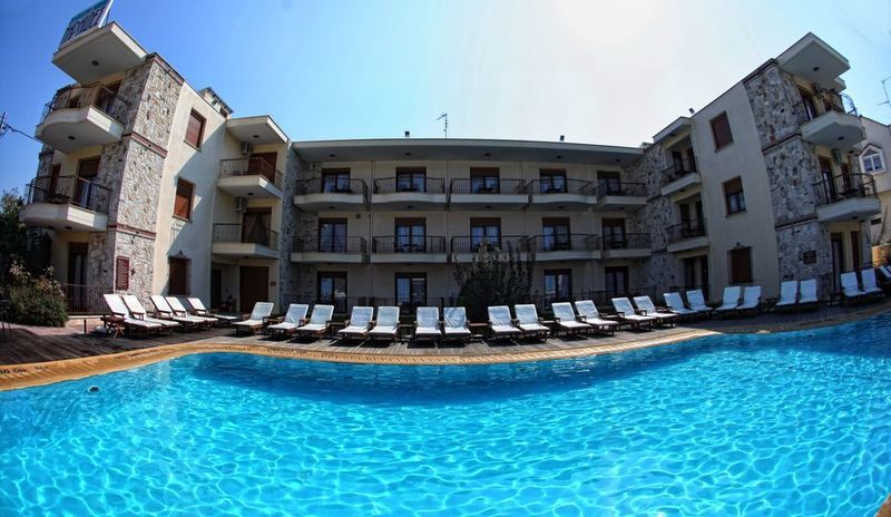 Nereides Hotel Chaniotis Exterior foto