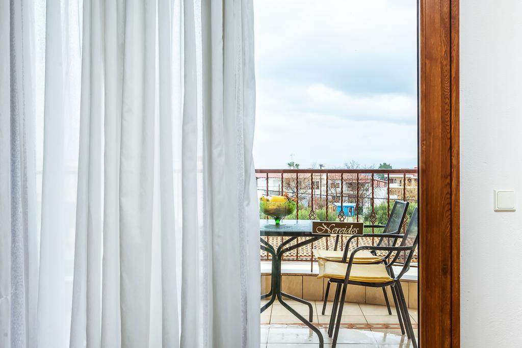 Nereides Hotel Chaniotis Exterior foto