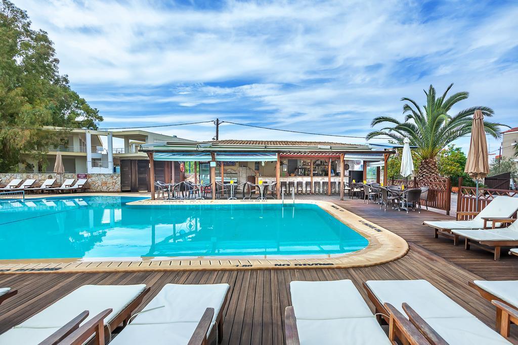 Nereides Hotel Chaniotis Exterior foto