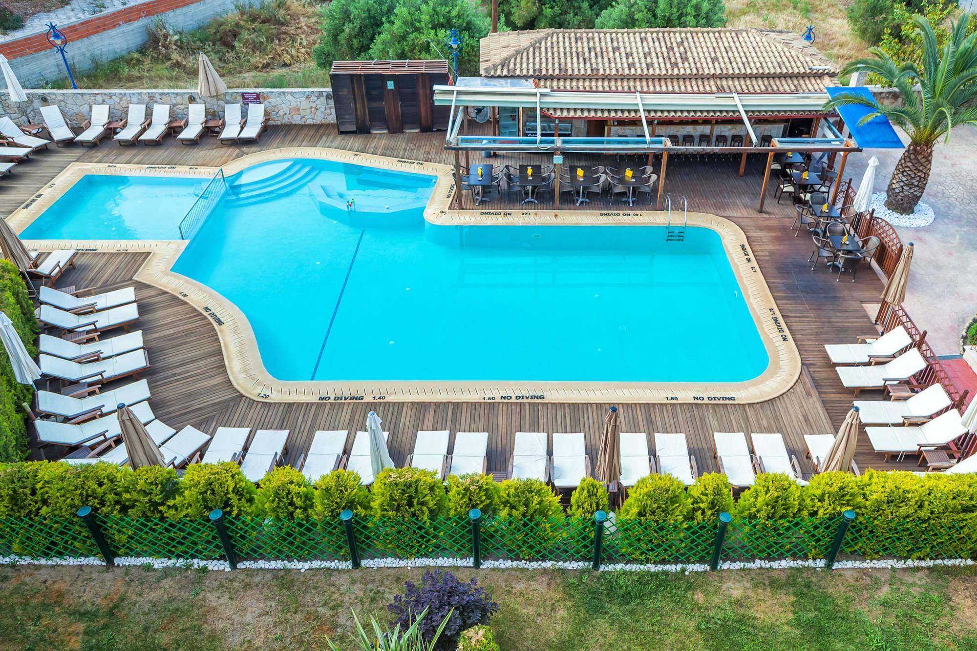 Nereides Hotel Chaniotis Exterior foto